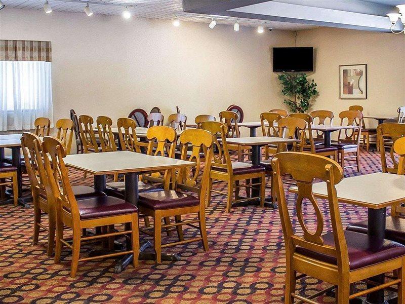 Wilkes-Barre Inn & Suites المظهر الخارجي الصورة